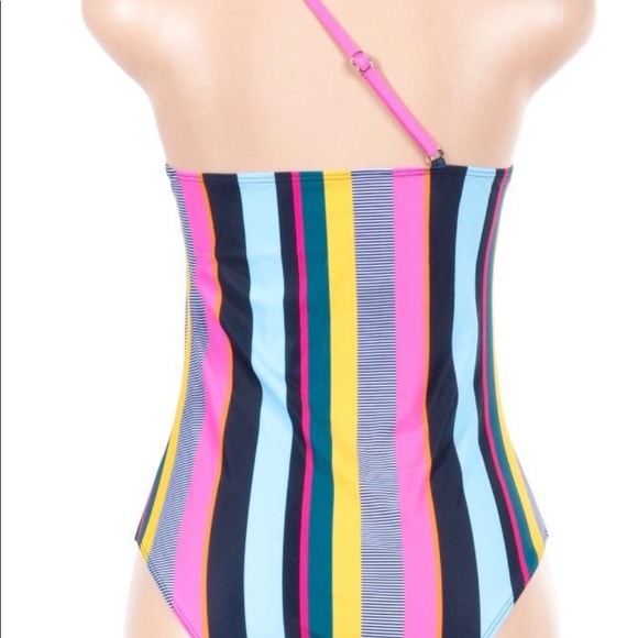 Brand new stripe one piece swimsuit. last one 🔥🔥 - Picture 3 of 8